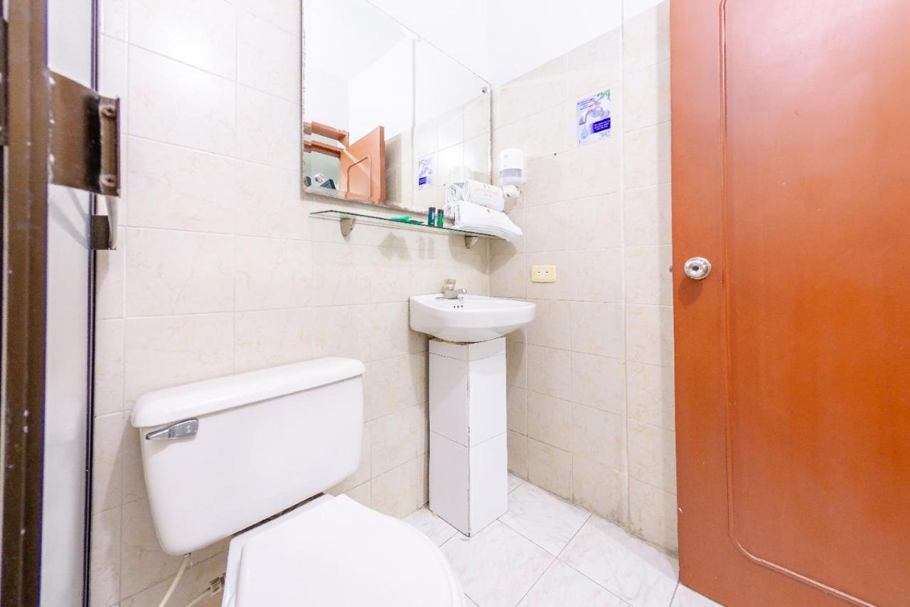 Imperio La 16 Otel Pereira Dış mekan fotoğraf