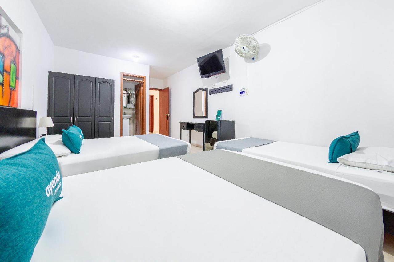 Imperio La 16 Otel Pereira Dış mekan fotoğraf