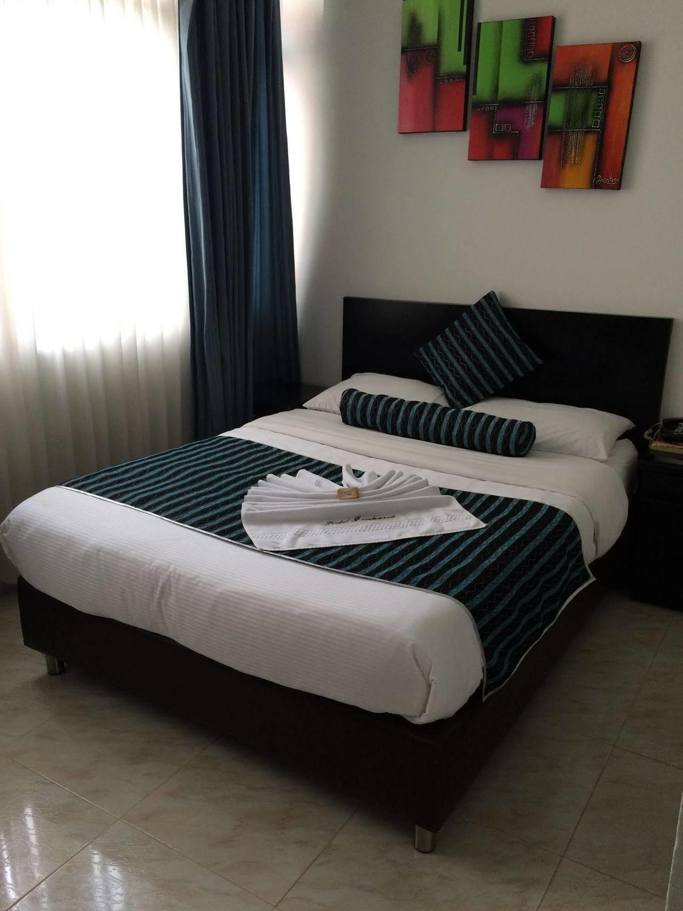 Imperio La 16 Otel Pereira Dış mekan fotoğraf